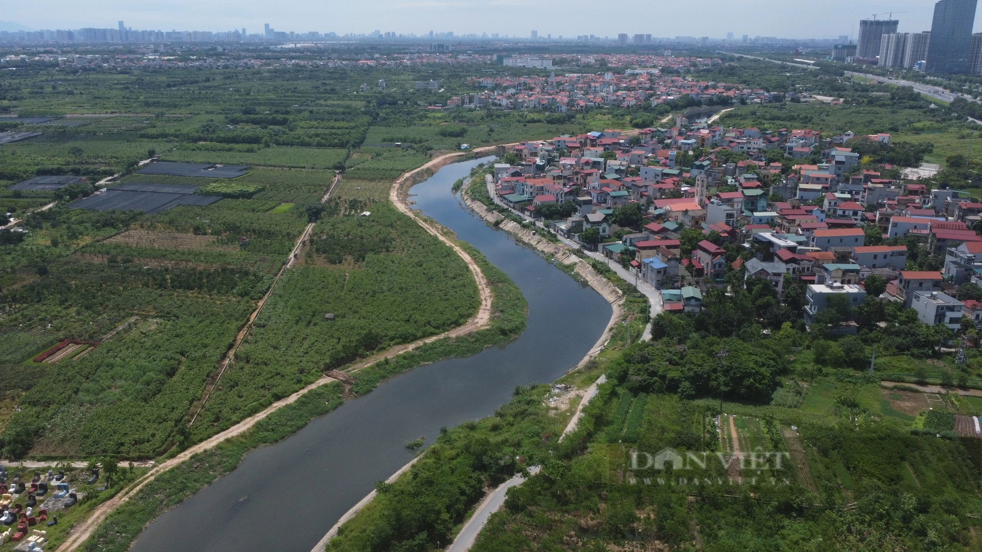 Nước sông Bắc Hưng Hải đen kịt- Ảnh 2.