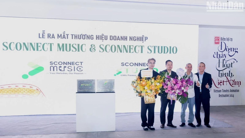 Sconnect Studio និង Sconnect Music នាំមកនូវអ្នកជំនាញ និងបុគ្គលិកច្នៃប្រឌិតជាច្រើនដែលមានសមត្ថភាពផ្តល់សេវាកម្មដ៏ទូលំទូលាយ។