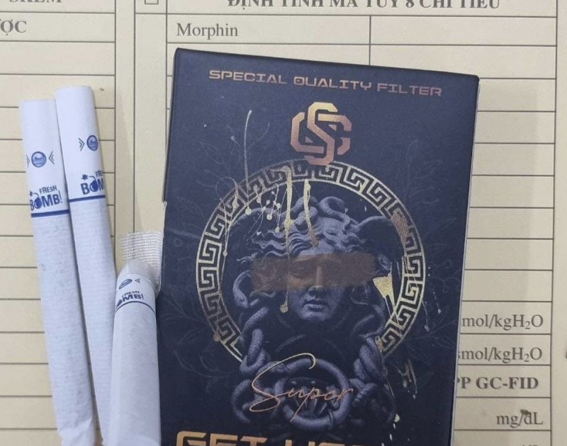 Hospitalizan a joven tras fumar 2 cigarrillos "super high" comprados por internet