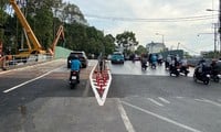 Se abre al tráfico el segundo paso elevado temporal en la entrada al aeropuerto de Tan Son Nhat