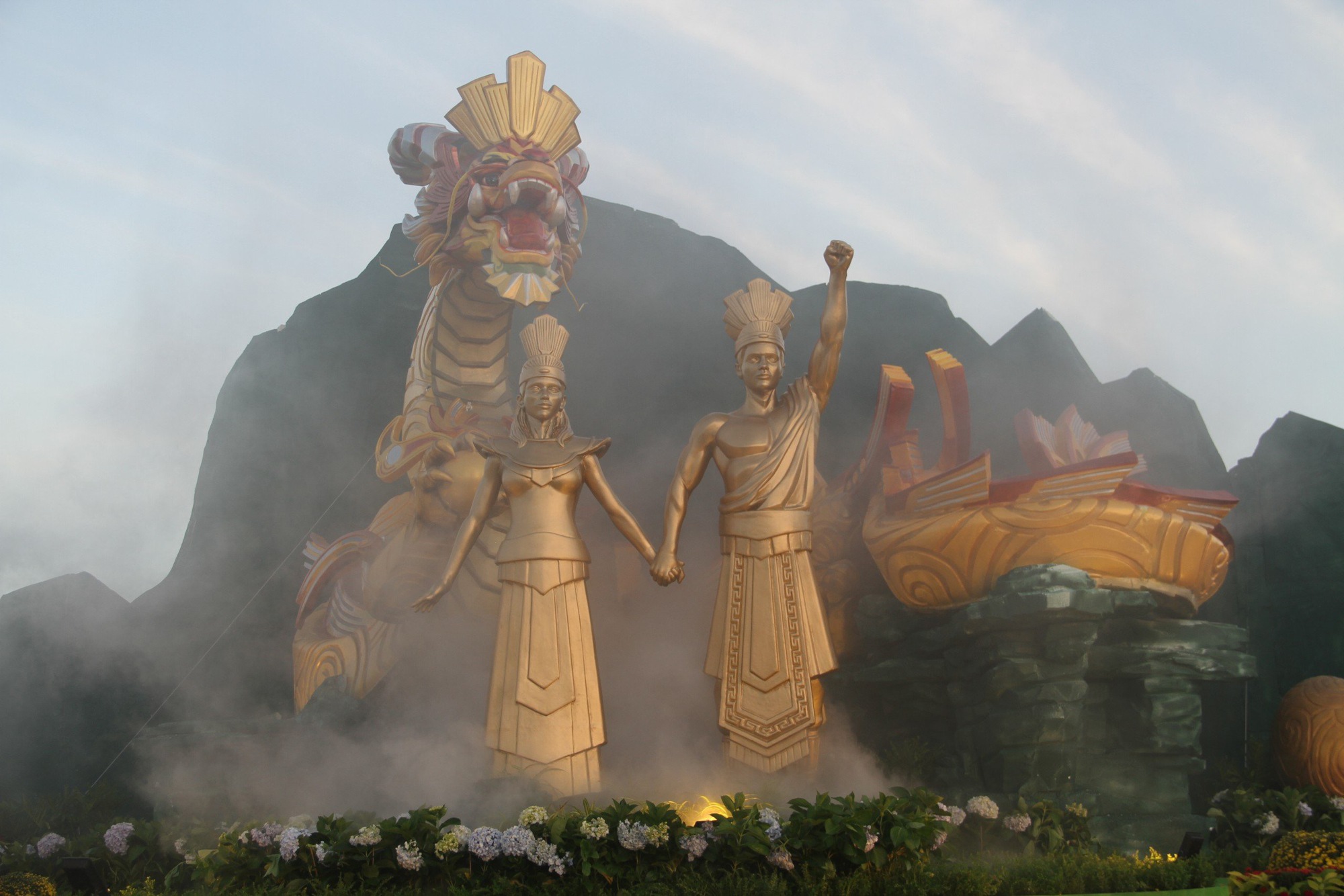 Linh vật rồng gần 5 tỷ đồng, có quy mô 