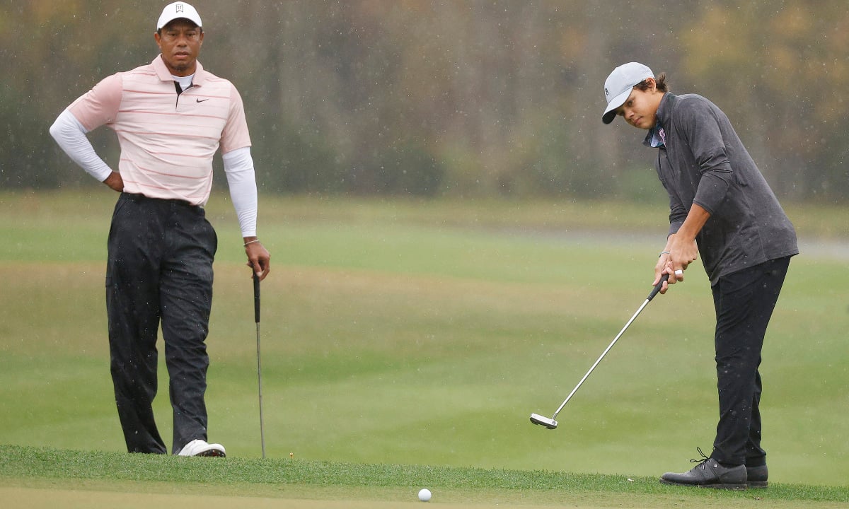 Con trai Tiger Woods: 'Cha con tôi gạt dở quá'