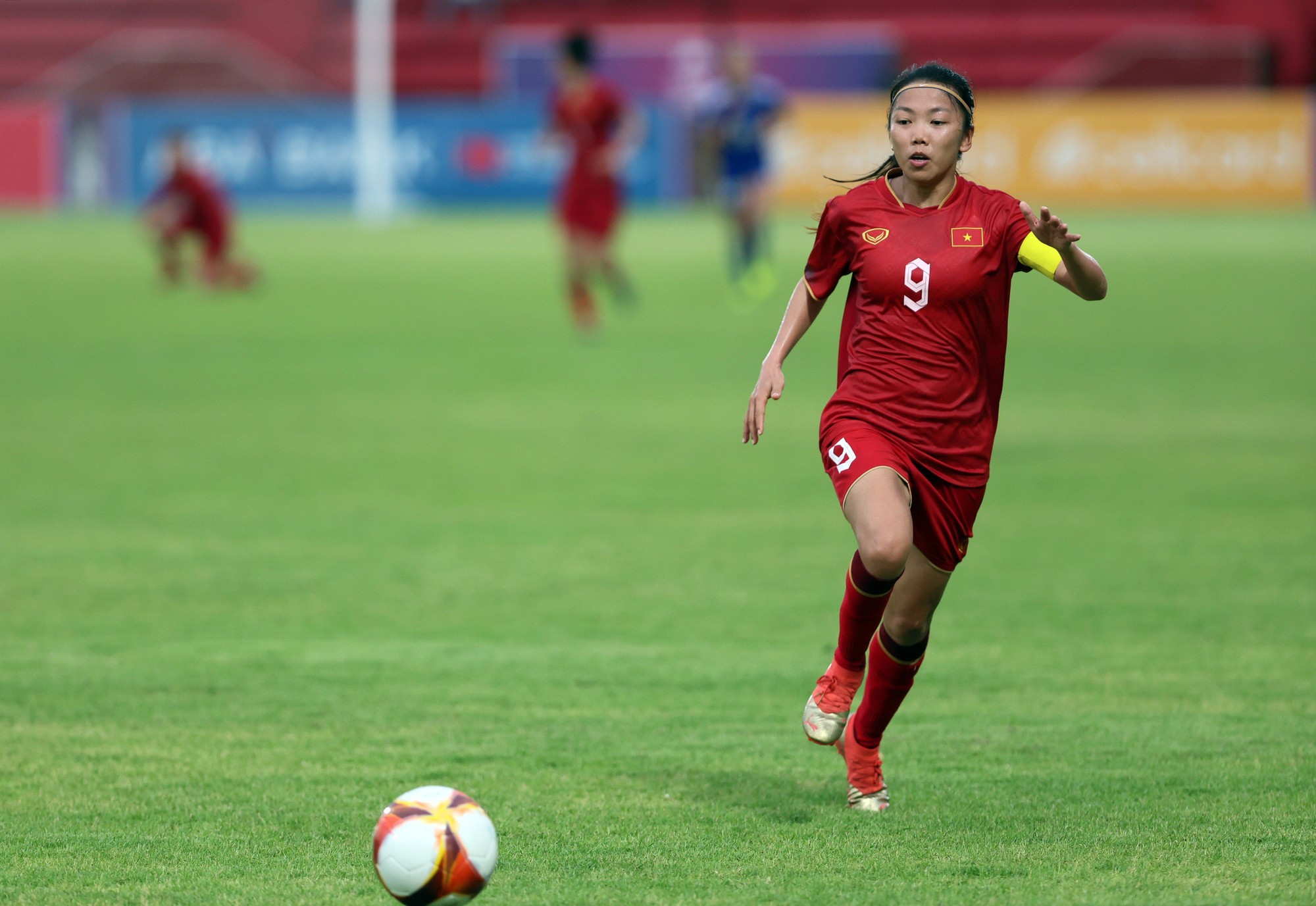 Sếp lớn VFF động viên đội tuyển nữ quyết tâm vô địch SEA Games 32 - Ảnh 2.