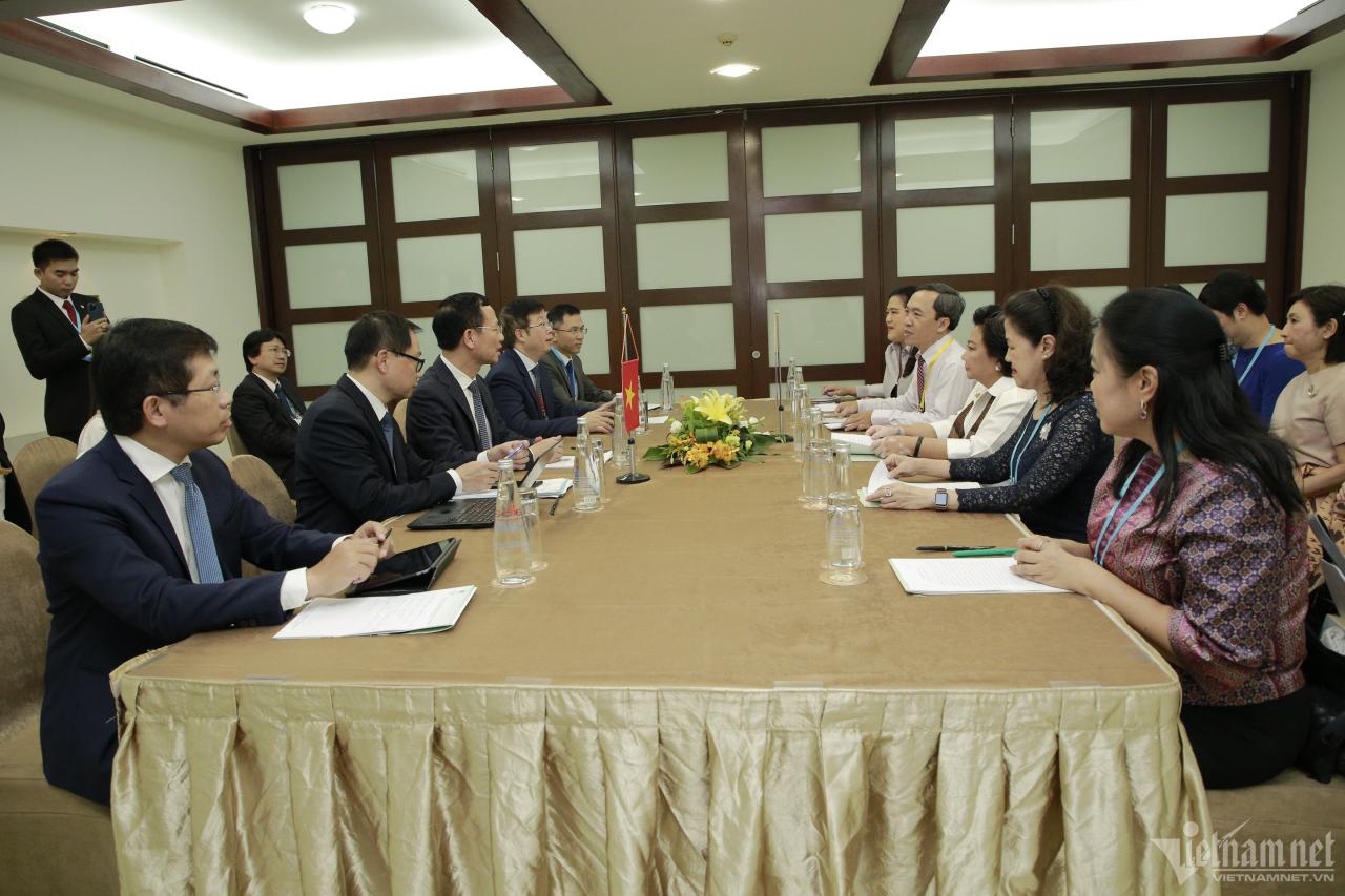 Vietnam and Thailand strengthen communication to promote the images of the two countries.