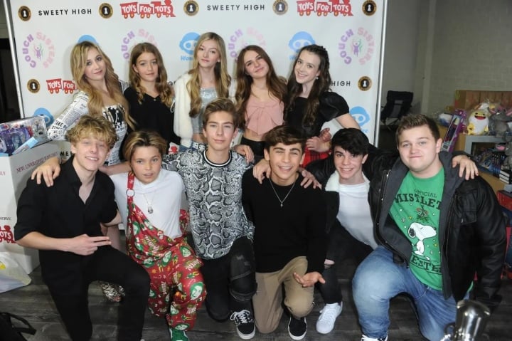 11人の10代のYouTubeスターが集団で搾取と嫌がらせを受けたと告発 - 3