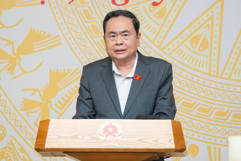 ប្រធានរដ្ឋសភាលោក Tran Thanh Man ថ្លែងមតិក្នុងសន្និសីទ - រូបថត៖ Quochoi.vn