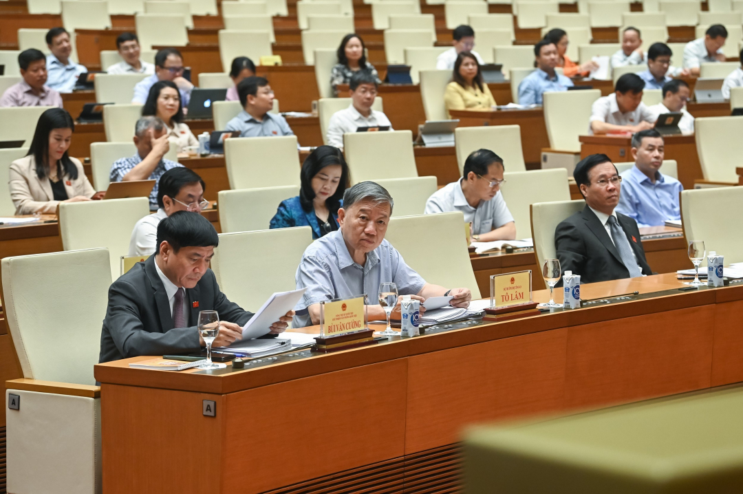 Delegates attending at the main bridge.