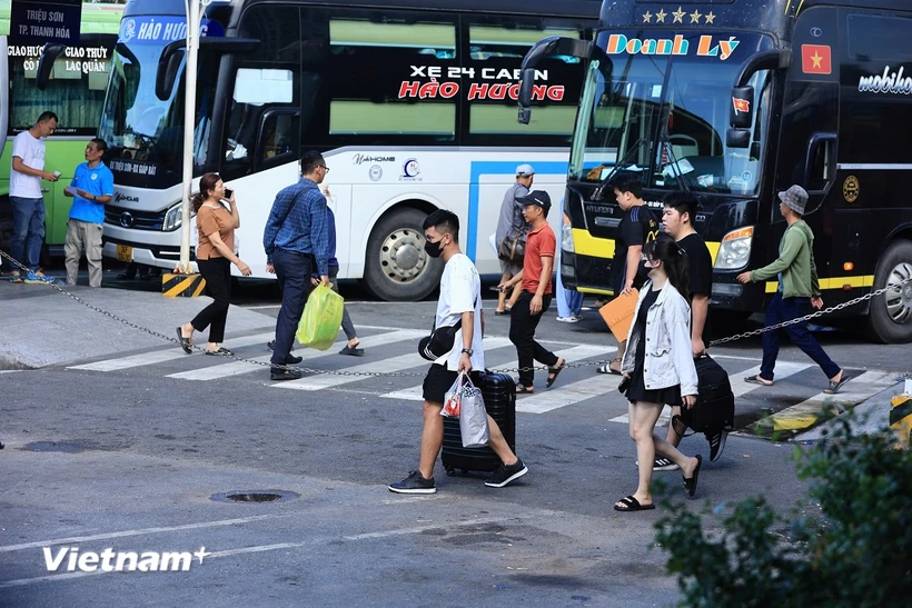 Près de 116 000 passagers ont transité par les gares routières de Hanoi pendant les vacances de la Fête nationale, le 2 septembre.