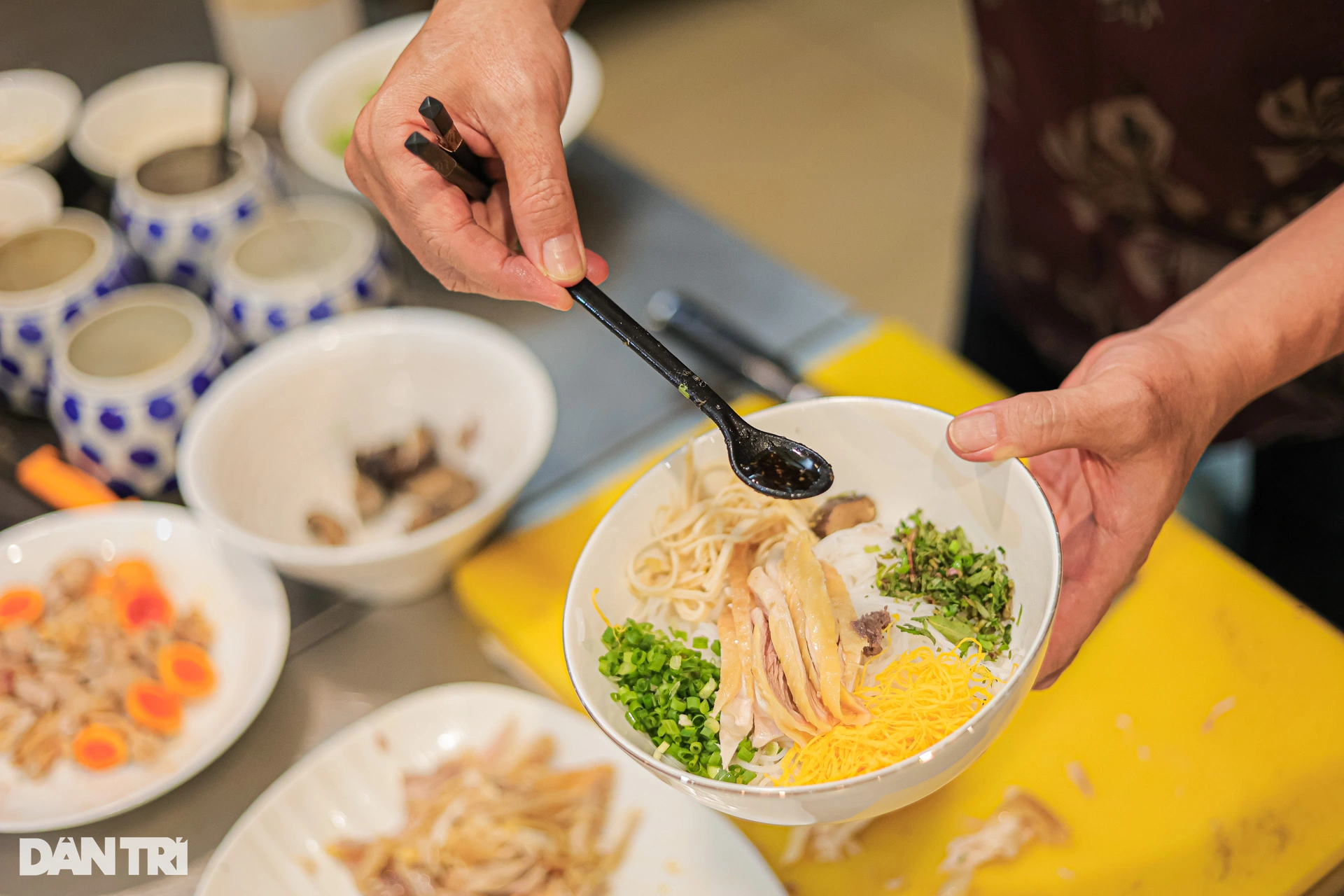 Ba Am's Bun Thang dish made the world-famous billionaire eat 2 bowls in a row