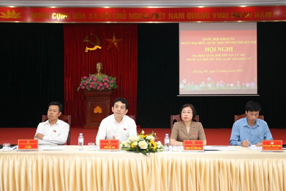 National Assembly deputies of Hanoi City in Constituency No. 7.