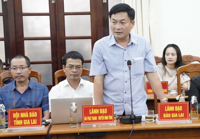 Ministry of Public Security and Gia Lai Police met with the press on the occasion of the 98th anniversary of Vietnam Revolutionary Press Day photo 3