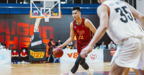 The tallest domestic player in Vietnam's professional basketball league: from 'zero' to 'hero'