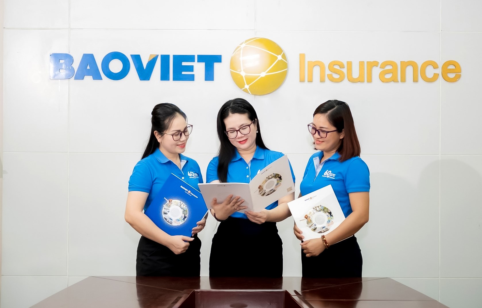 Guarantee insurance and business credit insurance have been caught in the past with picture 1