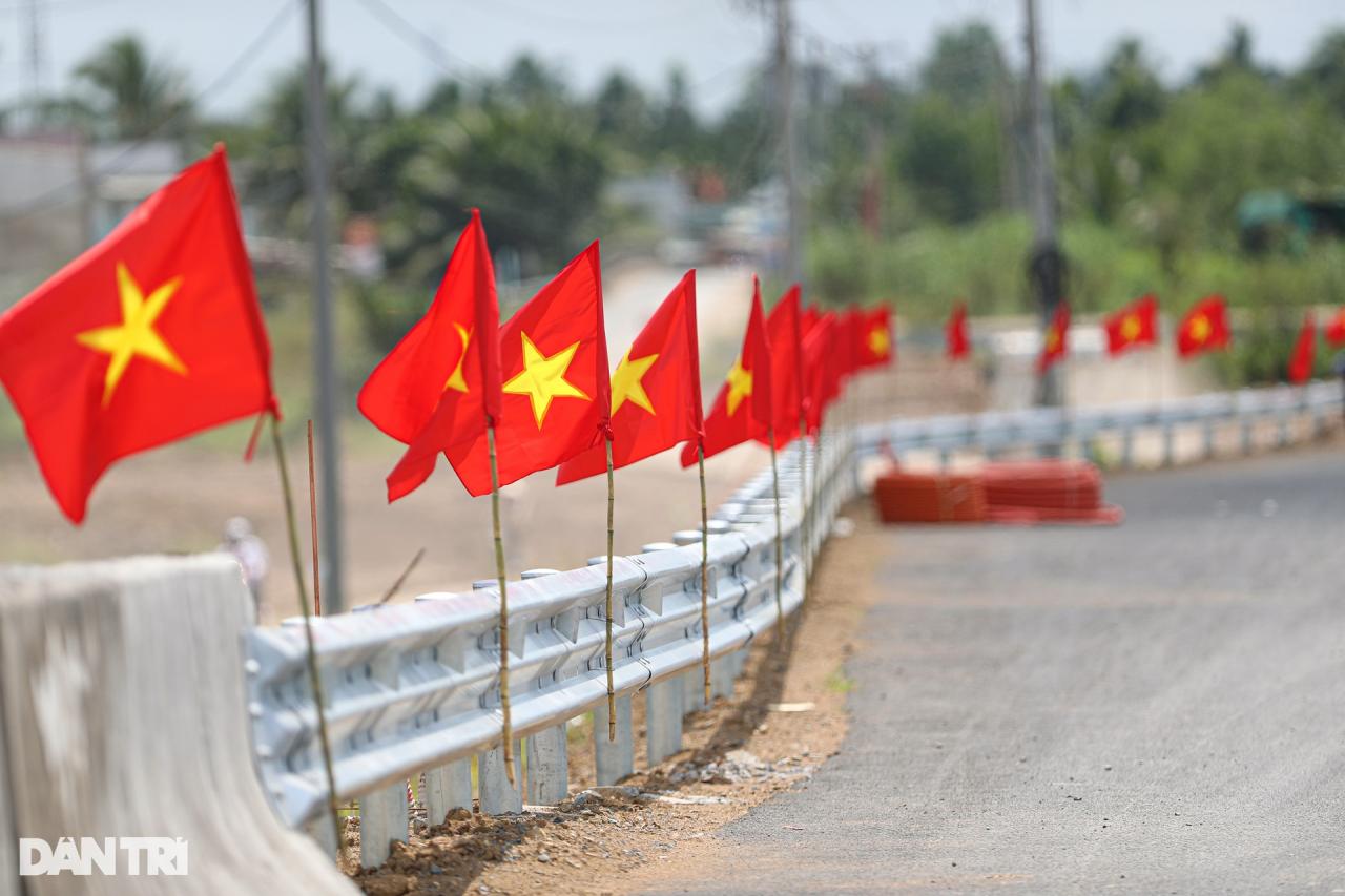 Cầu Mỹ Thuận 2 hợp long nối đôi bờ sông Tiền - 3