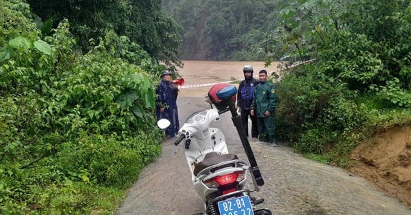 Quang Nam permite a los estudiantes quedarse en casa sin ir a la escuela para evitar la tormenta número 4