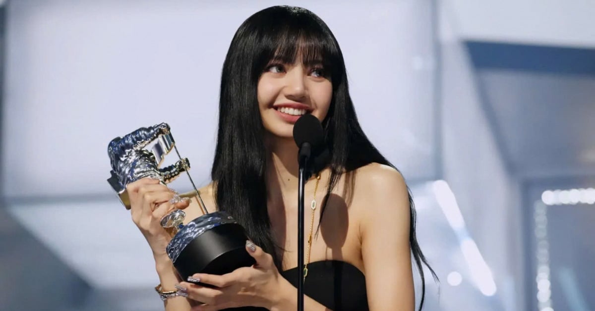 GEEIGNET. Rosé ist explosiv, Lisa hat sich selbst nominiert, BTS ist berüchtigt, aber Grammy ist immer noch ein ferner Traum