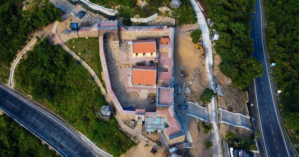 Vue panoramique de la « citadelle défensive » de Hai Van Quan après 2 ans de restauration