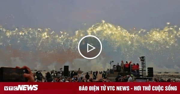 600 drones pleuvent pendant le spectacle