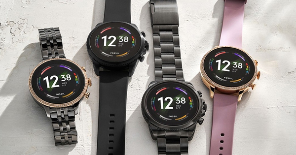 Fossil rút lui khỏi thị trường smartwatch