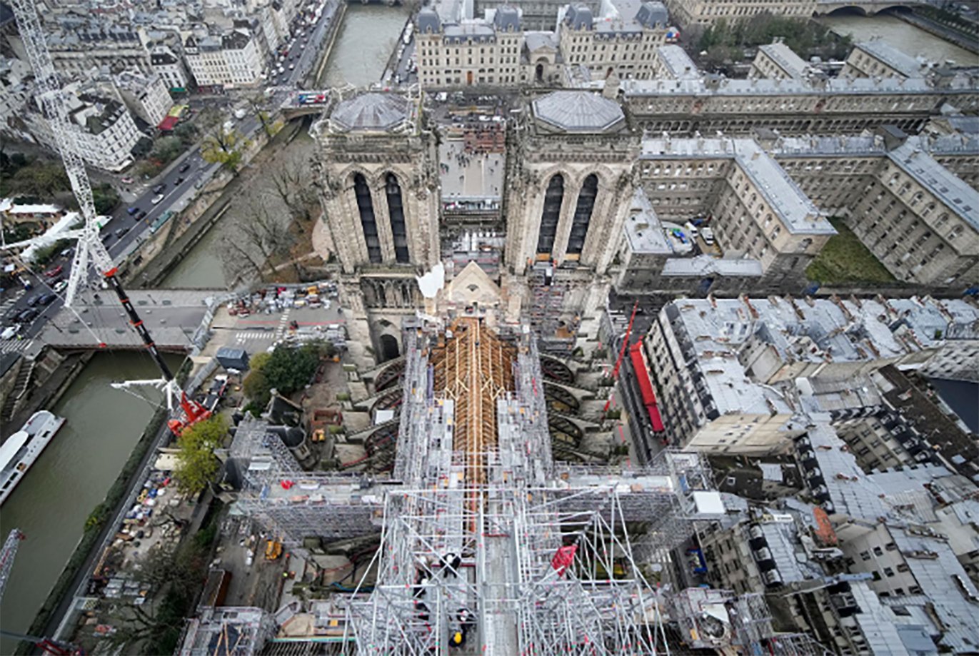 Trùng tu Nhà thờ Đức Bà Paris với chi phí hơn 760 triệu USD- Ảnh 2.