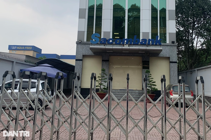 Nam bảo vệ kể lại phút vật lộn, giằng co với tên cướp nhà băng - 3