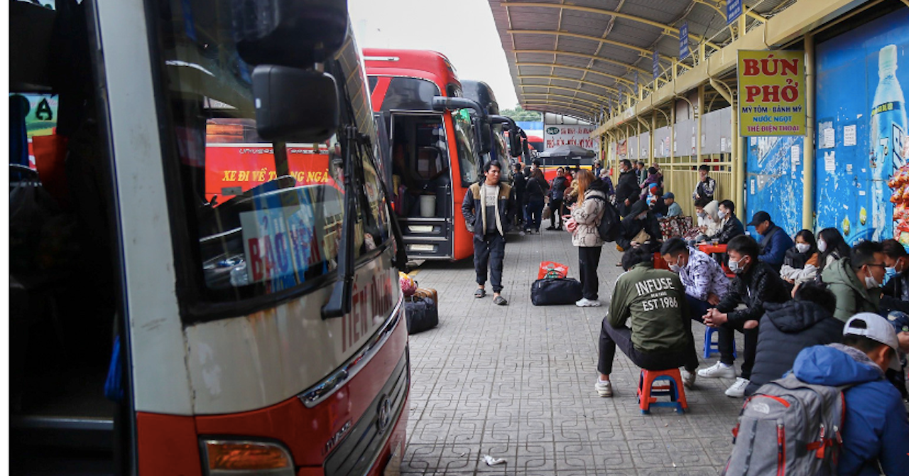 Los pasajeros aumentaron un 350% durante el Tet, las estaciones de autobuses en Hanoi tienen planes de transporte