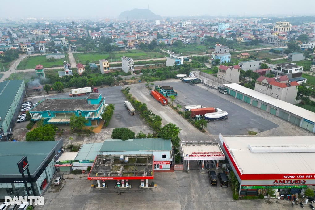 Bến xe 35 tỷ đồng chết yểu giữa thành phố Ninh Bình - 1