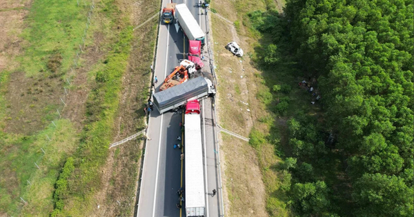 Apprendre à conduire comprendra des compétences supplémentaires sur les autoroutes divergentes.