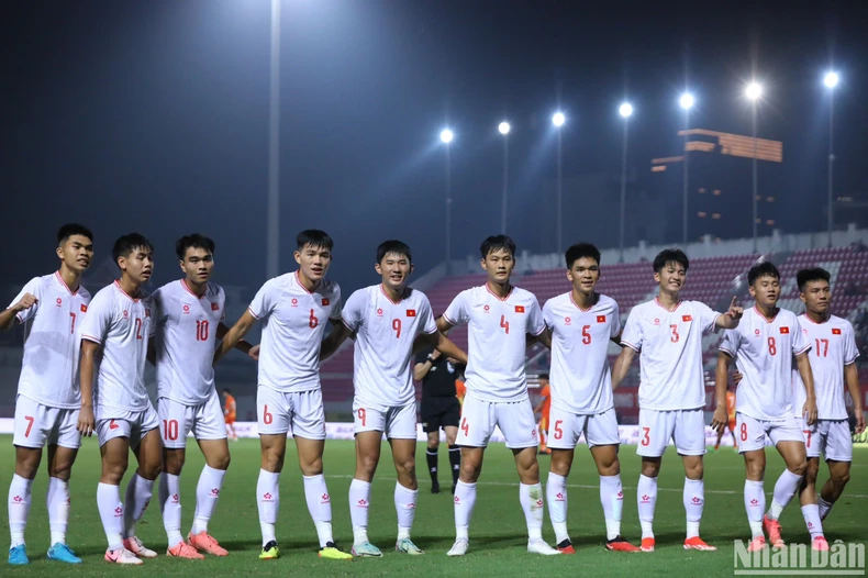 Éliminatoires asiatiques U20 : le Vietnam bat le Bhoutan 5-0 (photo 4)