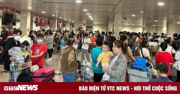 659 vuelos retrasados ​​en el aeropuerto de Tan Son Nhat