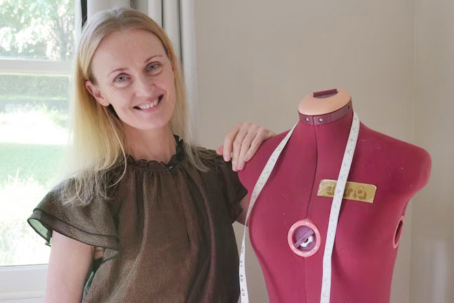 Blind Australian fashion designer Nikki Hind. Photo: ABC