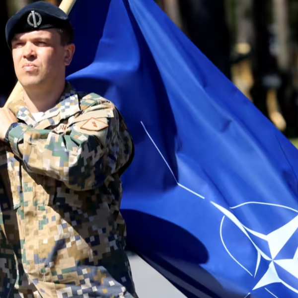 EU bác bỏ việc binh sĩ NATO công khai tham chiến ở Ukraine