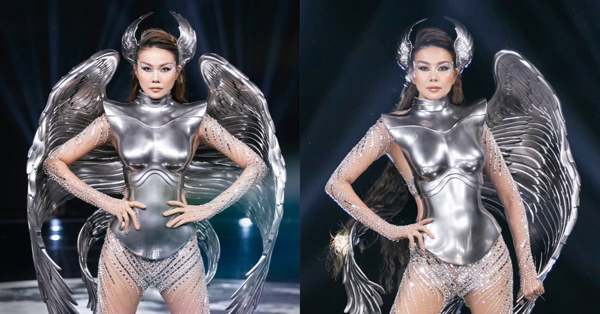 Fly Me to the Moon fashion show but Thanh Hang lost her wings on the catwalk