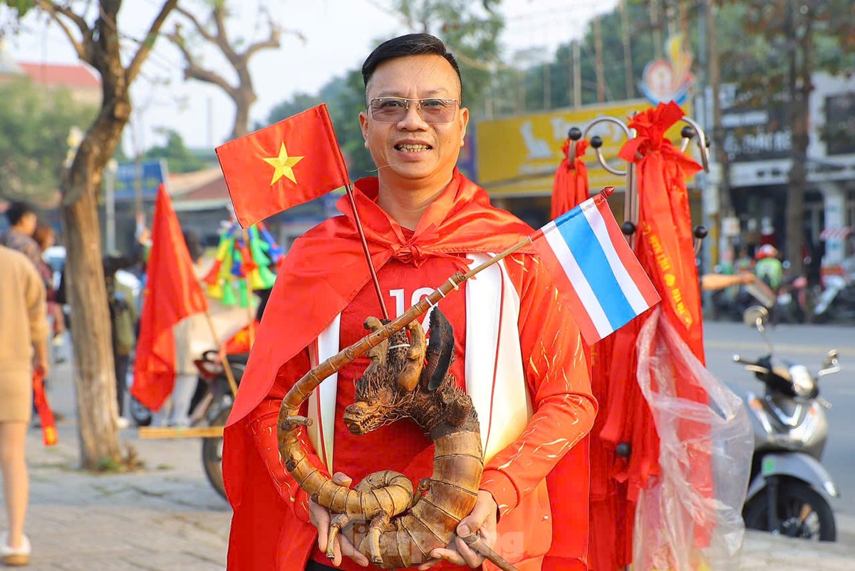 'Mong hôm nào đội tuyển Việt Nam cũng đá chung kết' ảnh 4