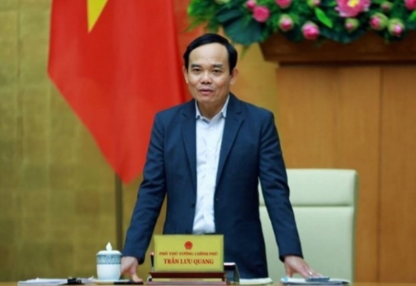 Deputy Prime Minister Tran Luu Quang prepares to visit Yunnan province, China