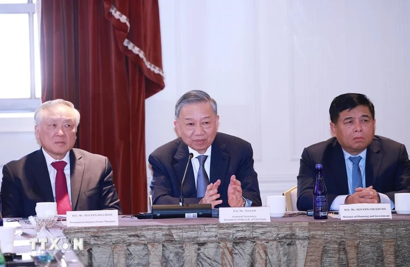 General Secretary and President To Lam speaks at the seminar on strengthening Vietnam-US cooperation in developing the semiconductor industry and artificial intelligence. (Photo: Lam Khanh/VNA)