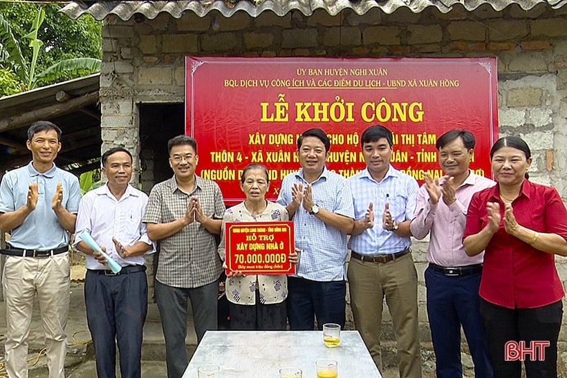 Commencement of construction of charity house for poor households in Nghi Xuan