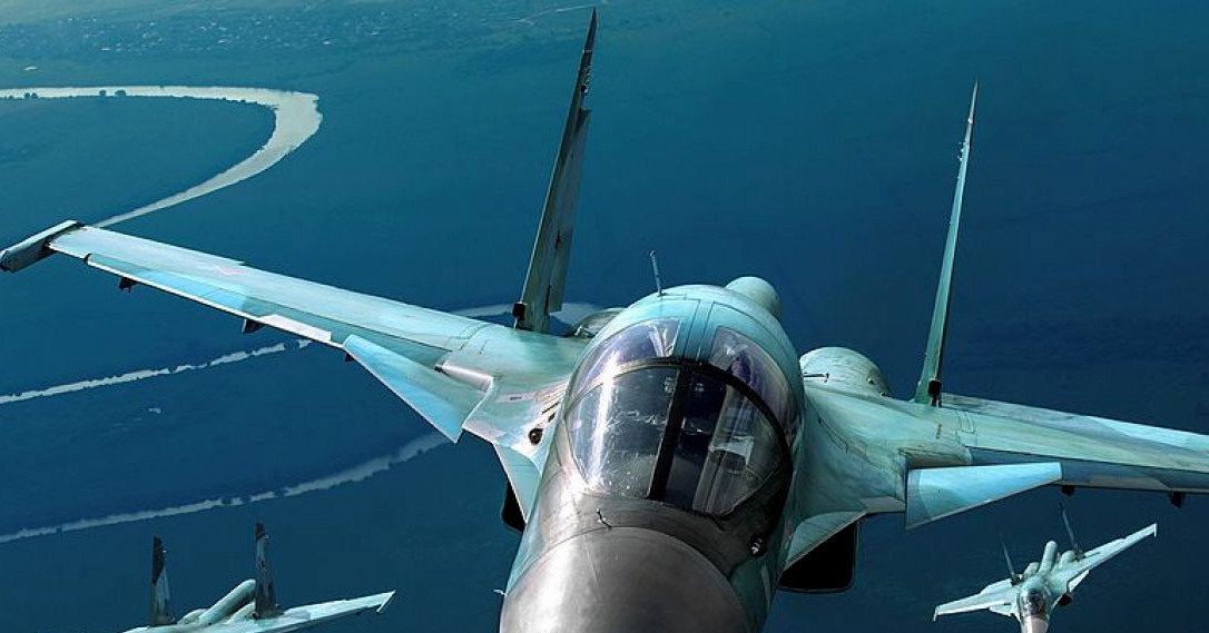 ロシアの新型Su-34プラティパスの威力を明らかにする