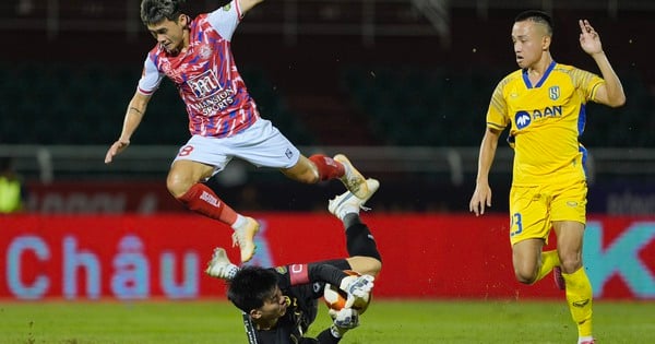 Un defensa visitante marca un gol en propia puerta, el Ho Chi Minh City Club se despide de la crisis y entra en el top 4 de la V-League