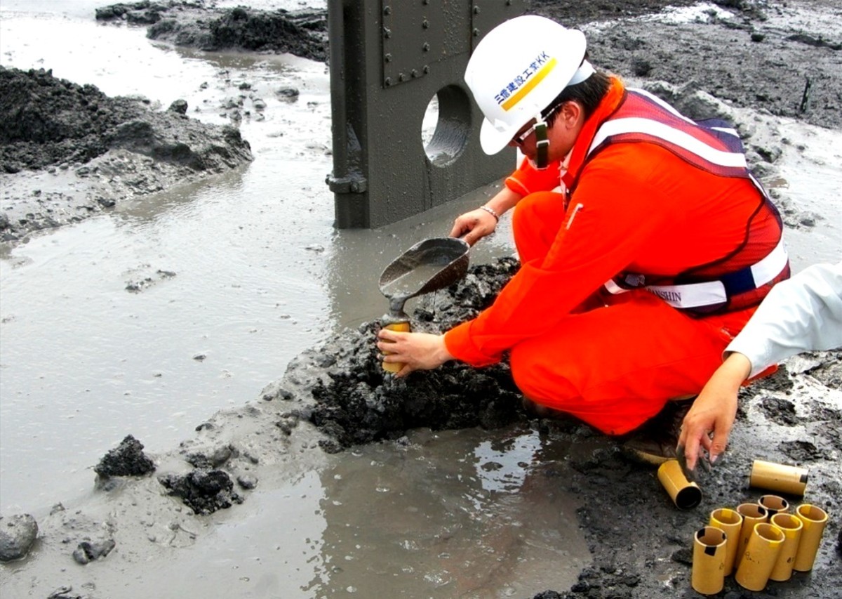 Associate Professor Viet researches concrete materials from sewage sludge and fly ash