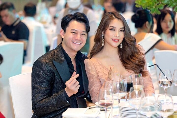 The opposite love story of Truong Ngoc Anh and Tran Bao Son after 9 years of divorce - 2