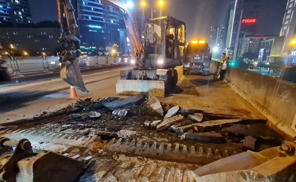 Reparación finalizada de juntas de expansión peligrosas en la carretera elevada Ring Road 3 foto 5