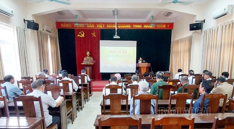 Bao Yen: Village officials of 8 communes in region III participate in pilot training on accessing legal aid