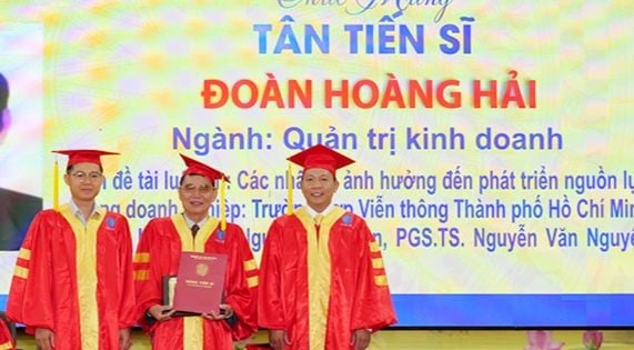 73 year old man graduated with PhD