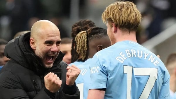 Kevin de Bruyne là một huyền thoại!