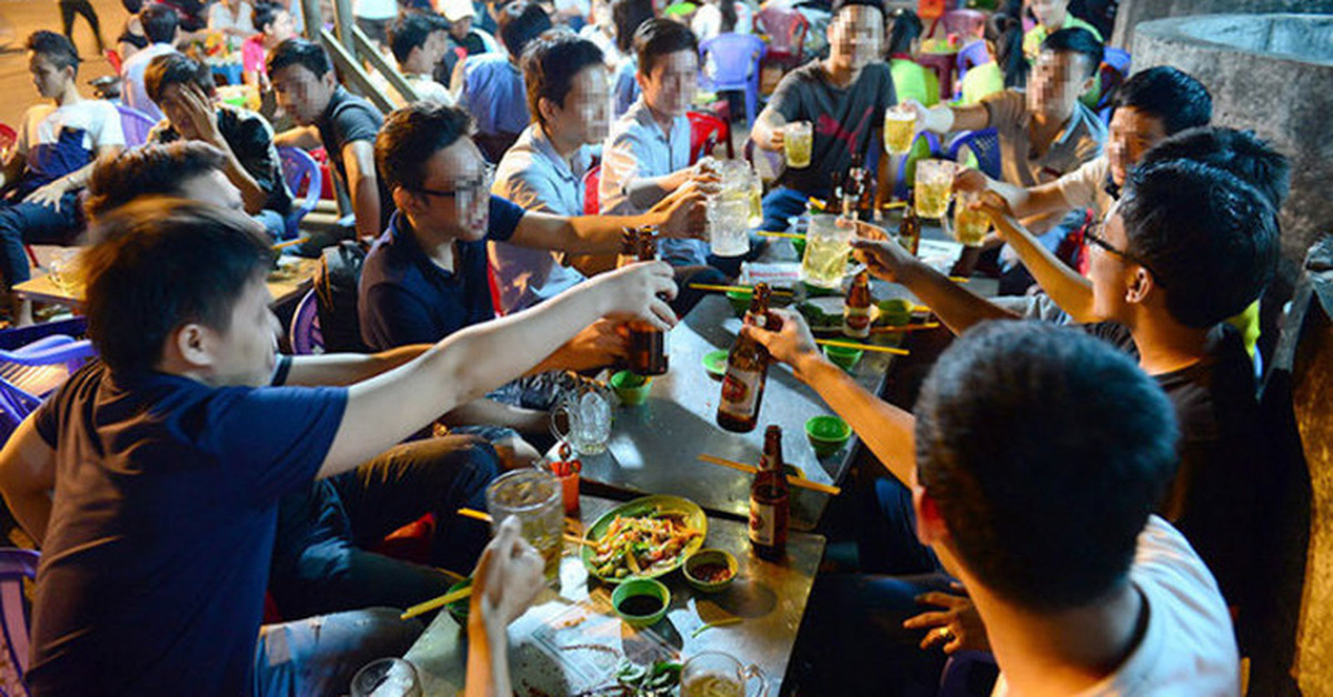 맥주 및 알코올 회사 매출 증가, 원더팜 동백차 회사 소유주 수익 급락 보고