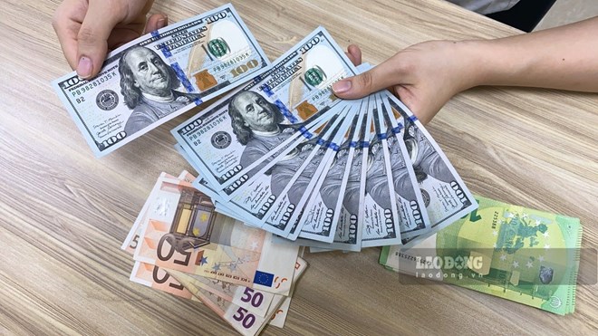 USD price drops at the end of the week, Yen exchange rate falls below 150