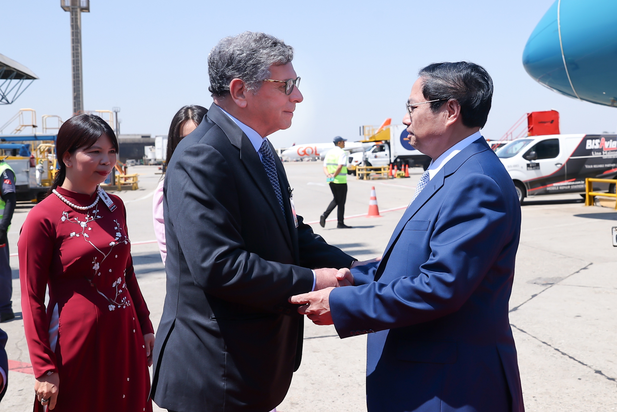 Prime Minister Pham Minh Chinh arrives in Sao Paulo to begin official visit to Brazil photo 2