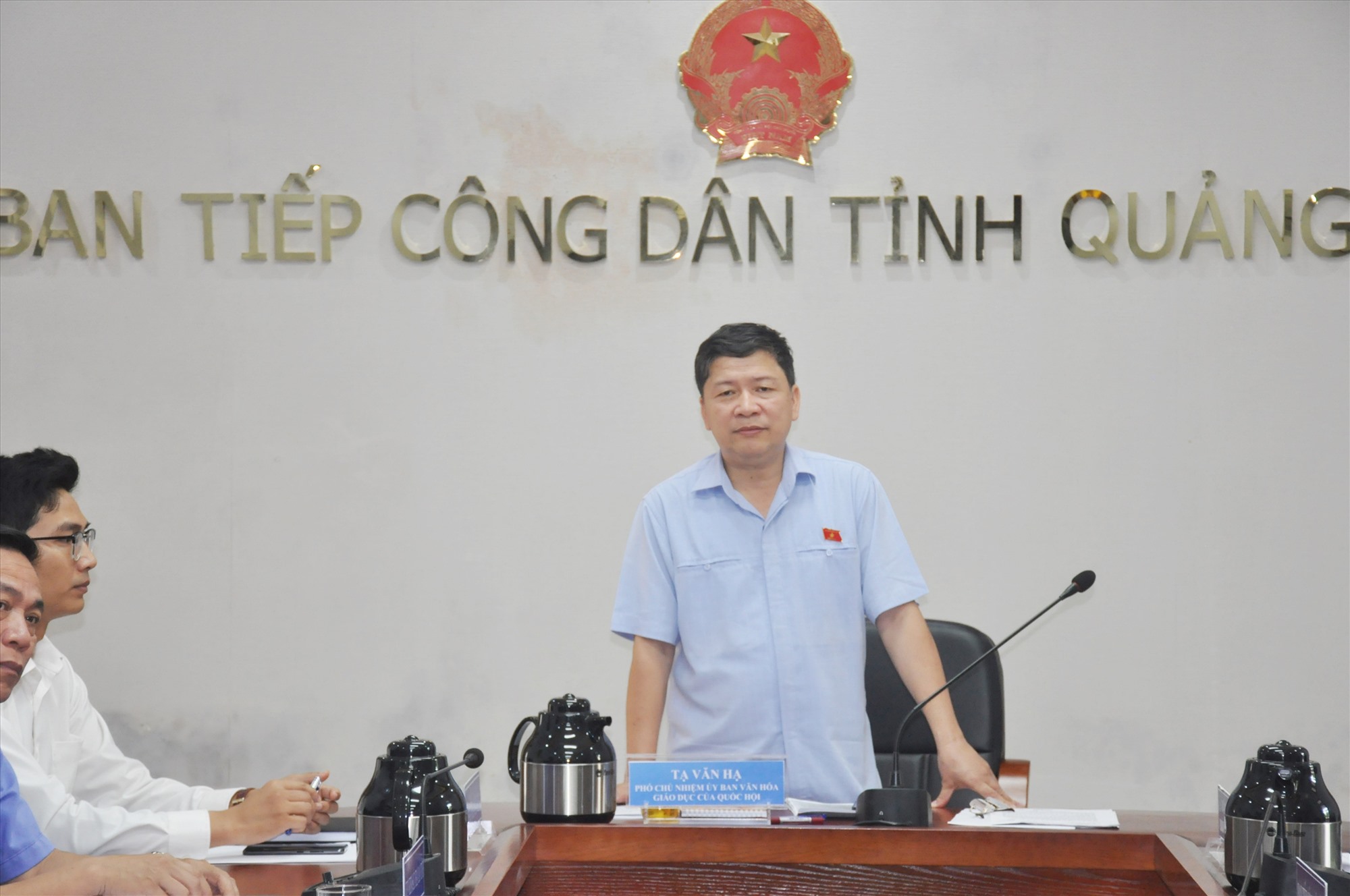 National Assembly Delegate Ta Van Ha chaired the May 2023 public reception of the provincial National Assembly Delegation this morning, May 4. Photo: N.D