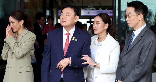 Cựu Thủ tướng Thaksin chuẩn bị xin hoàng gia Thái Lan ân xá